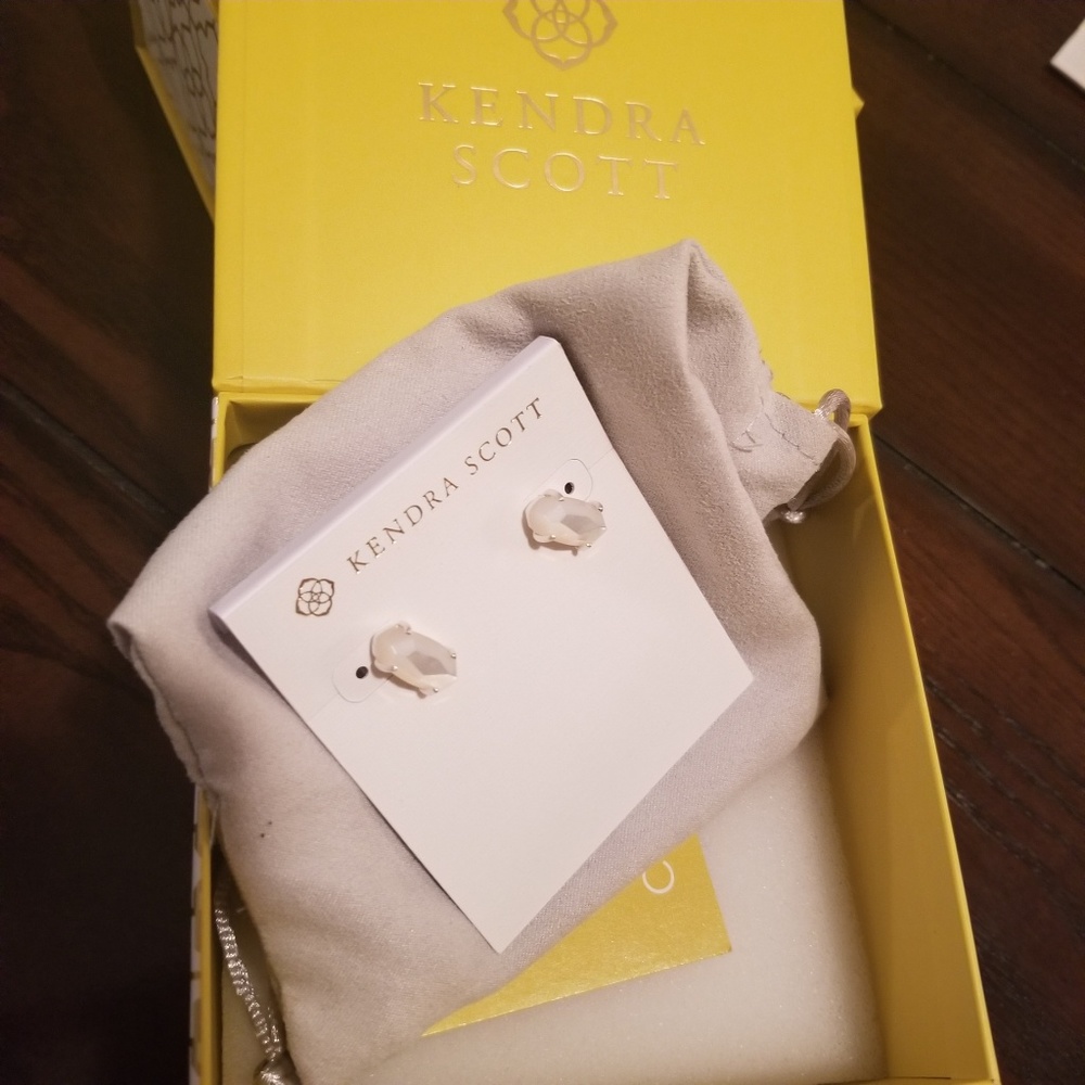 Kendra Scott Barrett Studs
